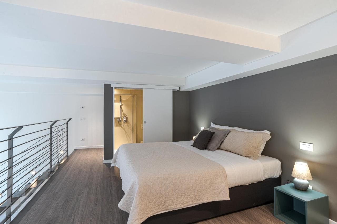 Suite Brunate - By MyhomeinΌπως Εξωτερικό φωτογραφία